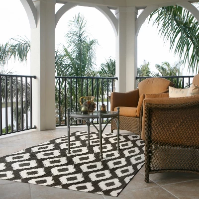 Diamond Ikat Outdoor Rug - Threshold 4 Diamond Ikat Outdoor Rug - Threshold - Image 4